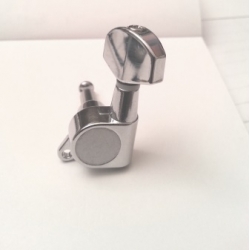 clavija-cromada-tipo-schaller-una-pieza